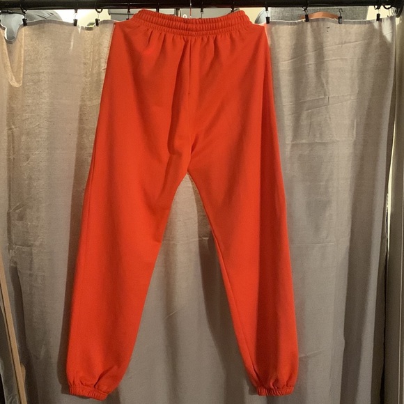 Mackage sweat pants. Only worn 3 times! Size small. - Picture 2 of 6